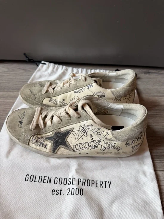 Golden Goose Beige/White Hand-Drawn Superstar Sneakers. Miami nights. - Picture 3 of 4